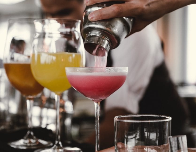 The 10 Most Popular Cocktails In America - 2023 Update